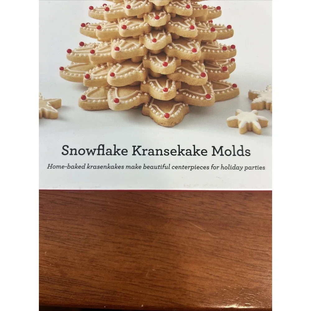 NEW Williams Sonoma Christmas Holiday Kransekake Set of 10 Snowflake Cookie Mold